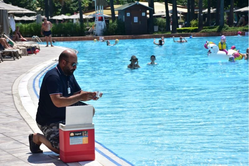 Antalya’daki 5 bin 300 havuzun hijyen denetimi yapıldı