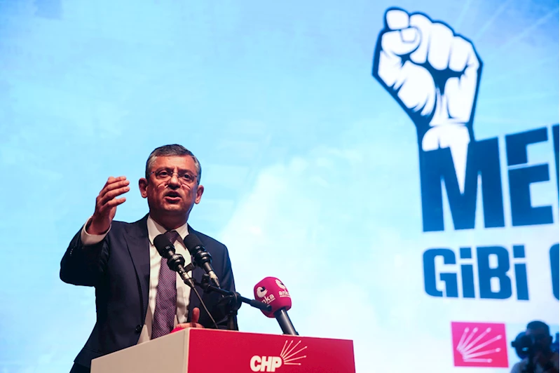 CHP Grup Başkanı Özel, partisinin Mersin İl Kongresi