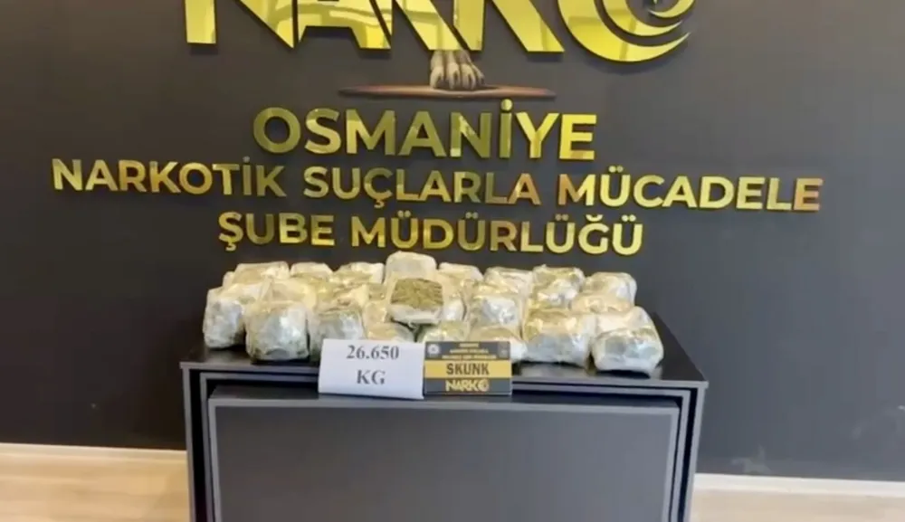 Osmaniye’de çekici içerisinde gizlenmiş Skunk maddesi ele geçirildi