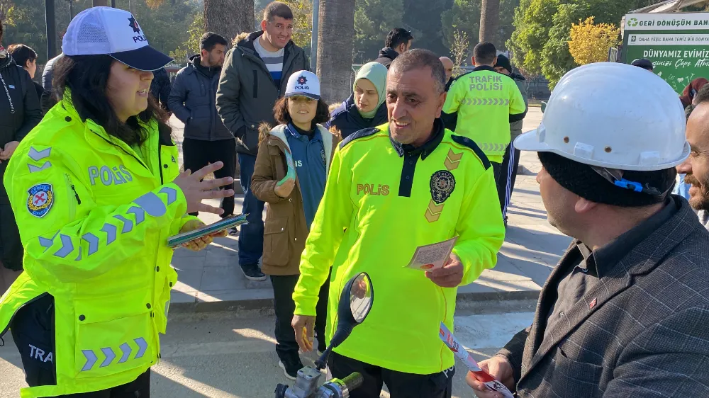 Osmaniye’de engelli bireyler, temsili trafik uygulaması 