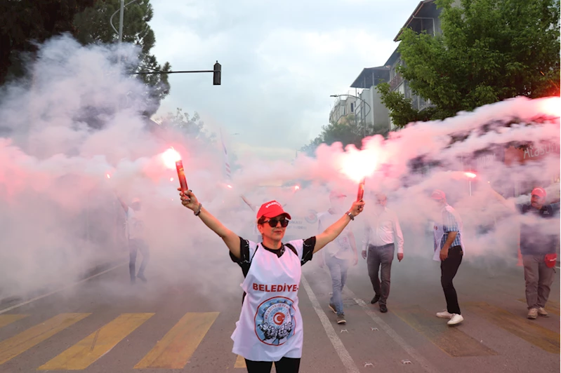 Antalya ve çevre illerde 1 Mayıs Emek ve Dayanışma Günü kutlandı