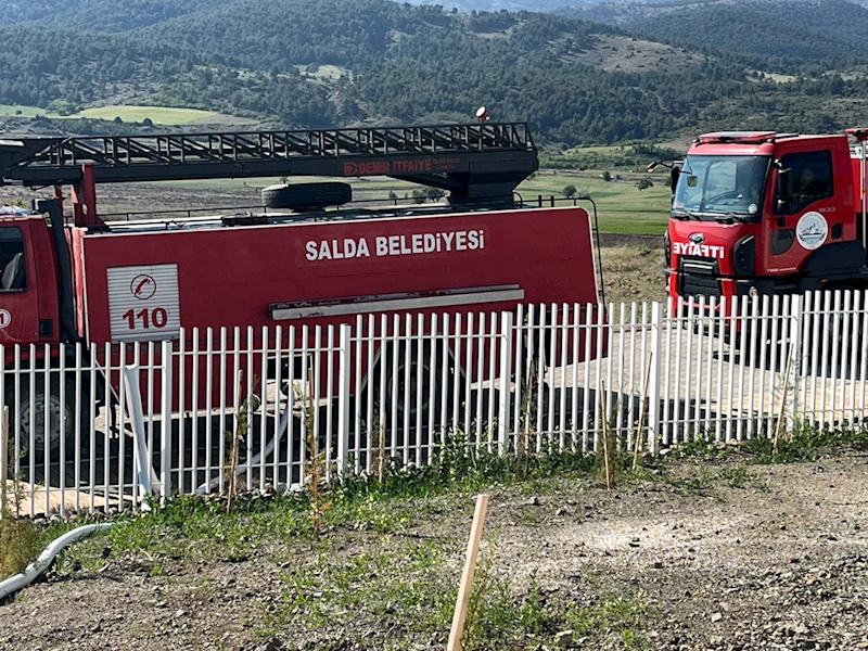 Salda Bilim Merkezi inşaatında çıkan yangın söndürüldü