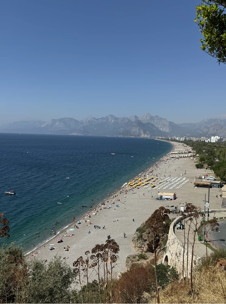 Antalya son yılların en hareketli bayram tatilini geçirdi