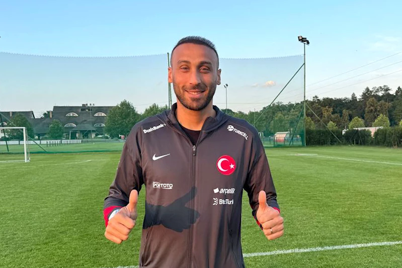 Milli futbolcu Cenk Tosun