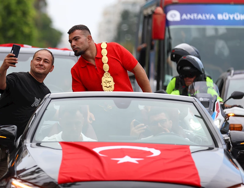 Kırkpınar Başpehlivanı Zeybek, Antalya