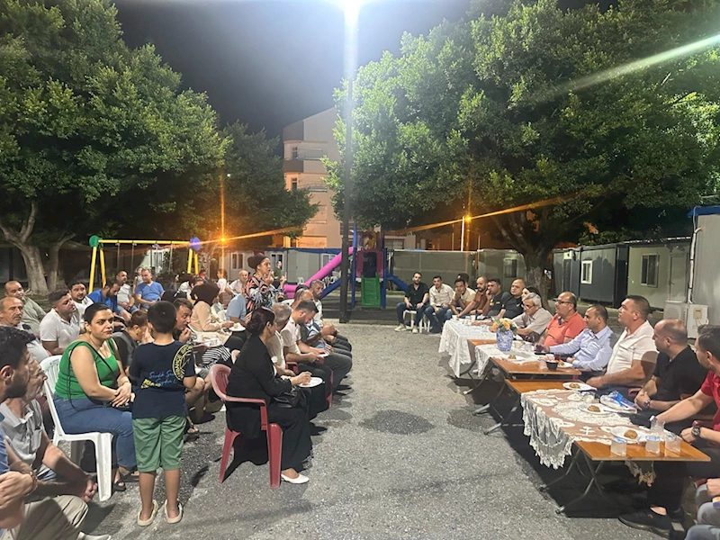 İskenderun İlçe Emniyet Müdürü Nevzat Güneş vatandaşların taleplerini dinledi 