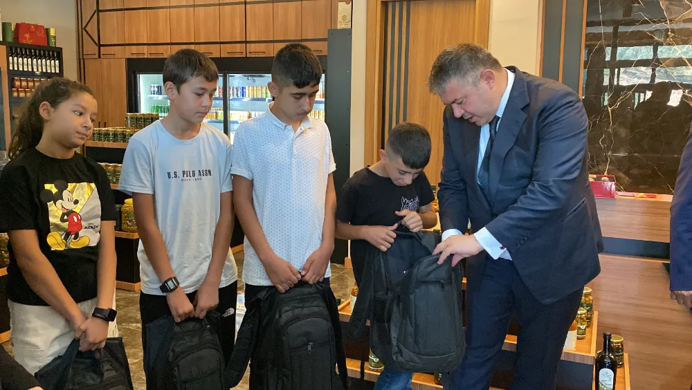 Osmaniye’de ebeveyn kaybı yaşamış çocuklarla dayanışma kahvaltısı