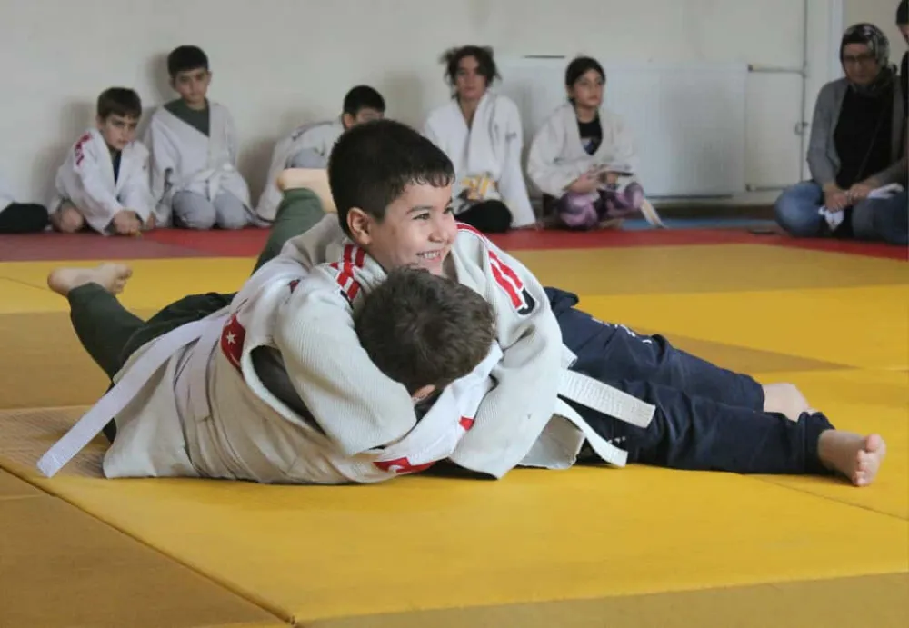 Osmaniye’de judo kuşak sınavı gerçekleştirildi