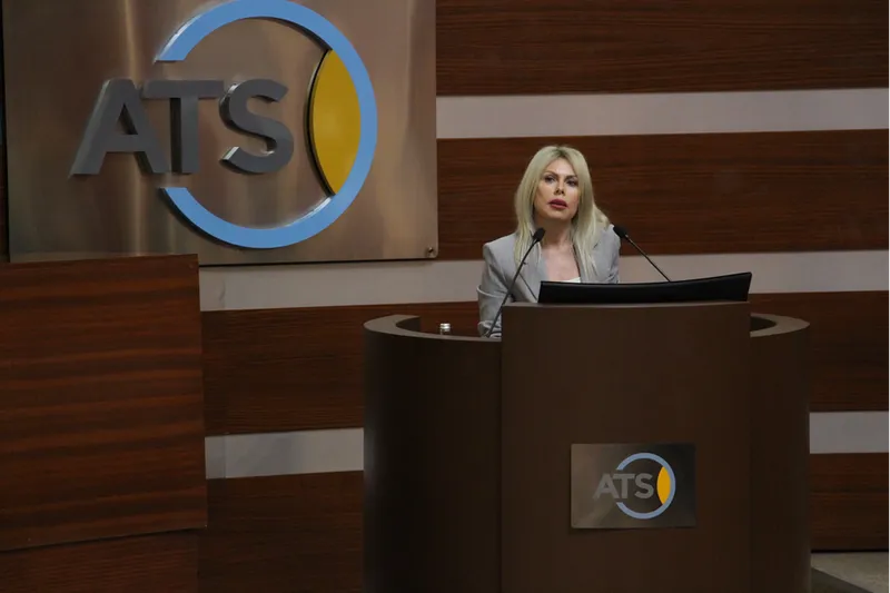 Akdeniz Üniversitesi Rektörü Prof. Dr. Özkan