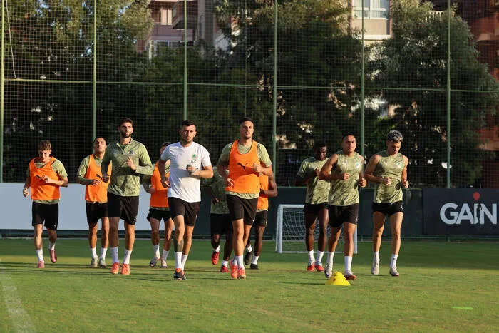 Alanyaspor, Kocaelispor maçının hazırlıklarına başladı