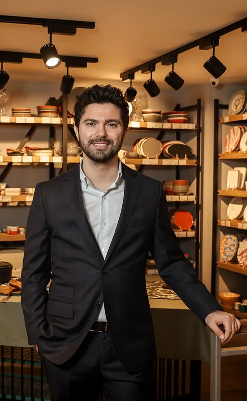 Porland, Host Milano 2025