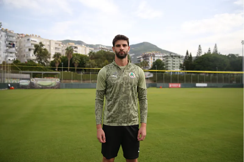 Ümit Akdağ, Lucescu