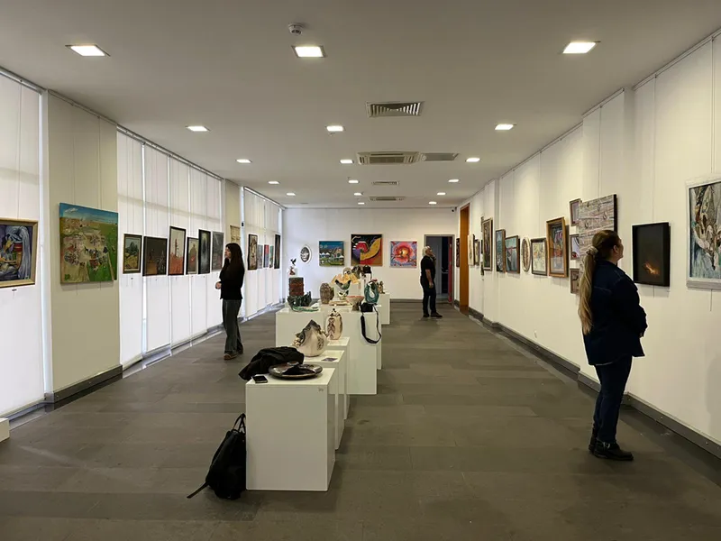 Sanatçı ailenin eserleri ortak sergide buluştu