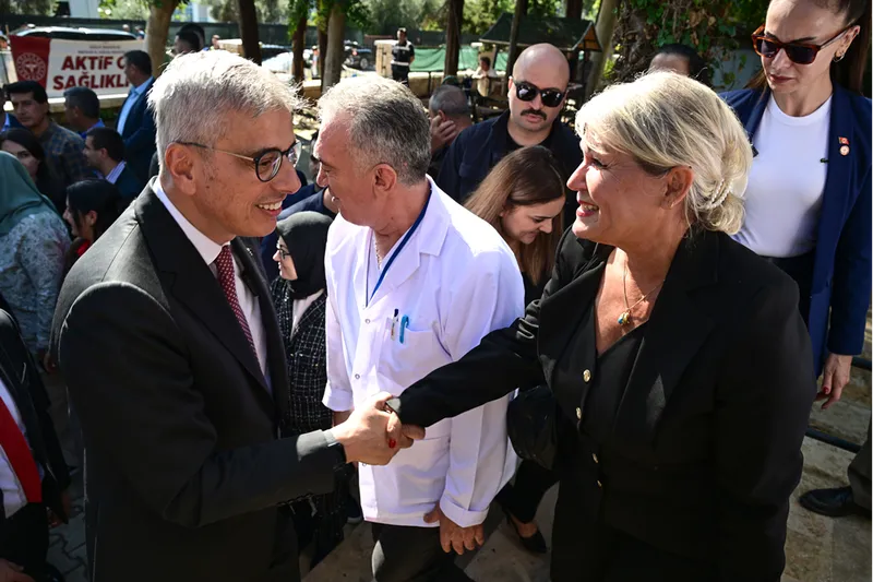Sağlık Bakanı Memişoğlu, Antalya