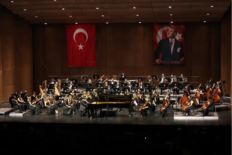 İDSO Cumhuriyet Bayramı Konseri ile 102. yılı kutladı