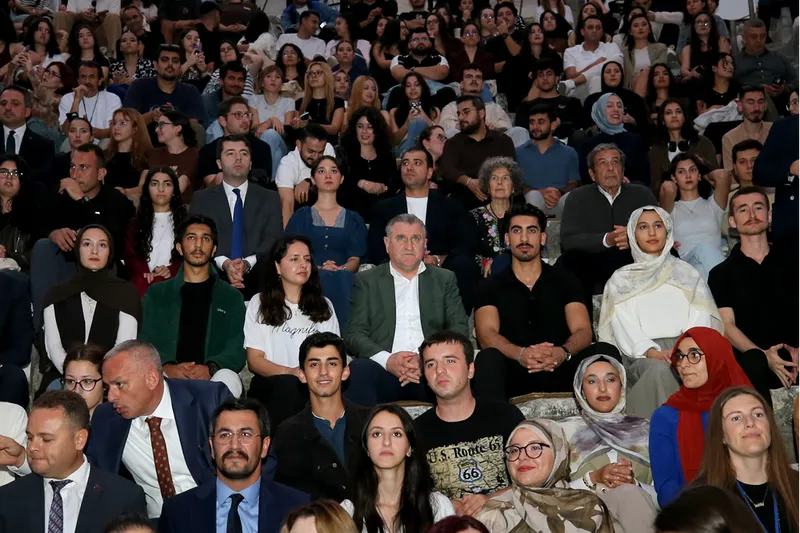 Gençlik ve Spor Bakanı Bak, Antalya