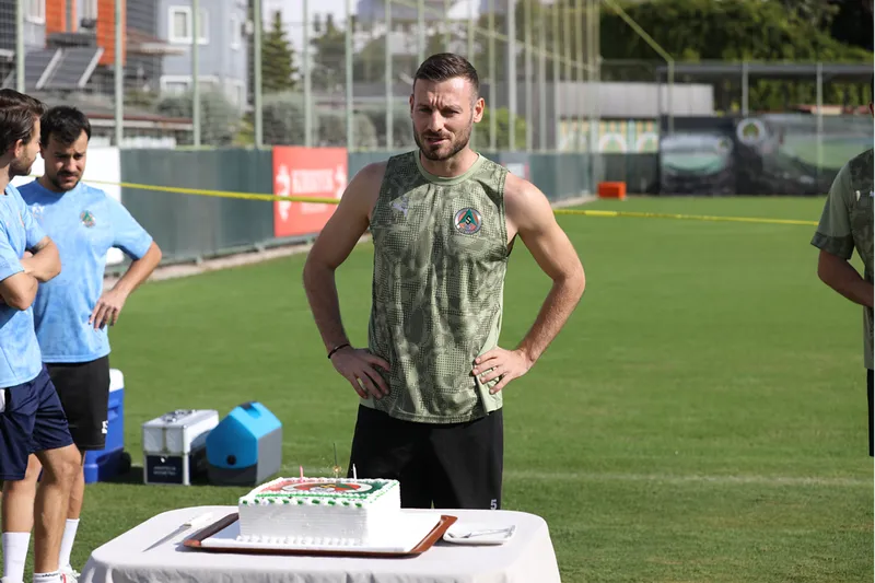 Alanyaspor, Gençlerbirliği maçının hazırlıklarını tamamladı