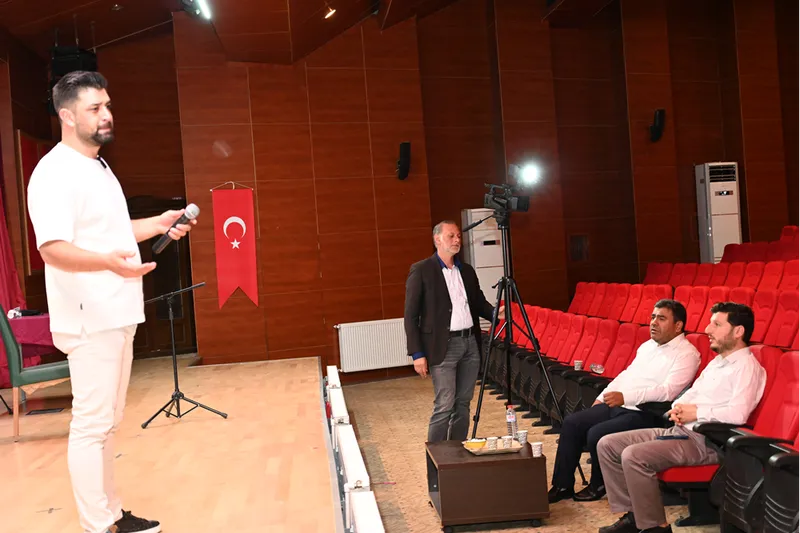 Kadirli ilçesinde imamlara dini musiki ve makam eğitimi verildi