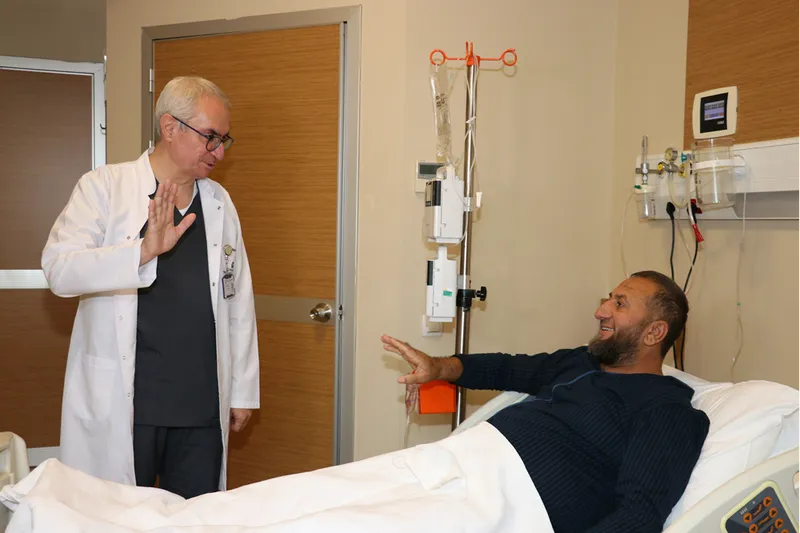 Kazakistanlı hasta Türkiye