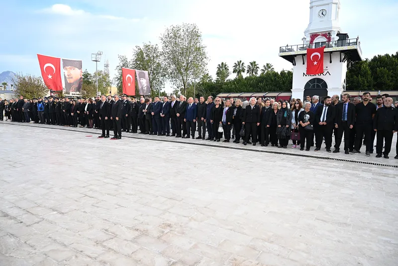 Büyük Önder Atatürk Antalya