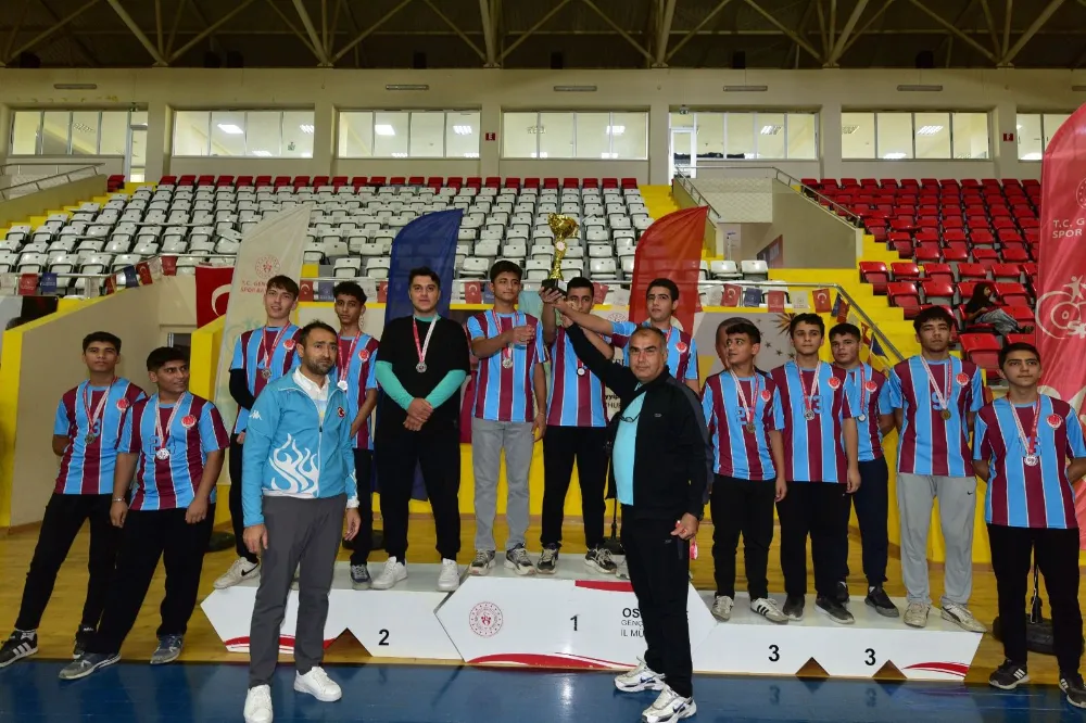 Osmaniye’de okul sporlarında hentbol heyecanı sona erdi