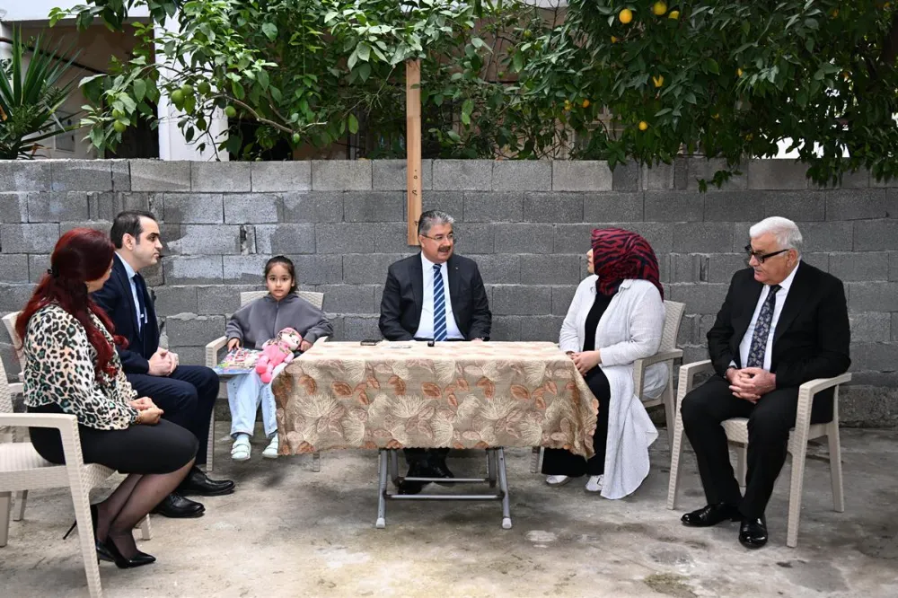 Vali Yılmaz, vatandaşları evlerinde ziyaret etti