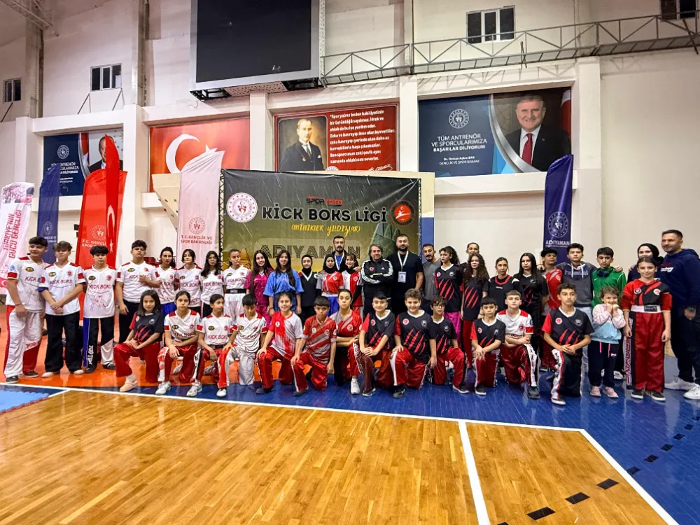 Osmaniyeli sporculardan Kick Boks Liginden 43 madalyayla döndü 