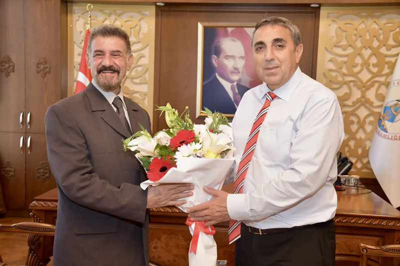 Silifke Kaymakamı Abdullah Aslaner, lise öğretmenini ağırladı