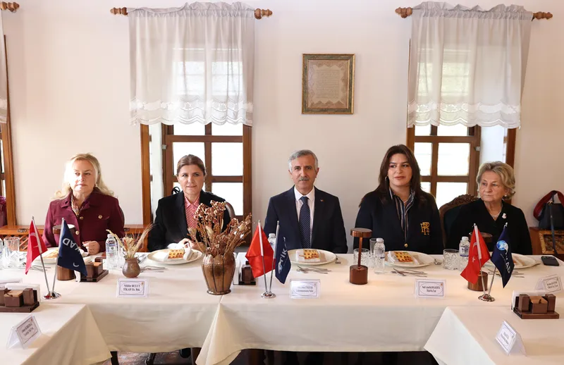 Hayata Bağlayan İlmekler Projesi