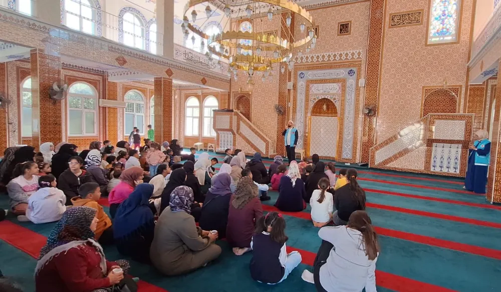 Osmaniye’de 100 yetim çocuk ve ailelerine destek