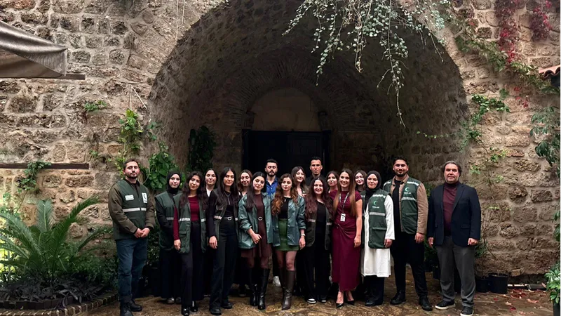 Yeşilay Antalya Şubesi üyeleri, gönüllülerle buluştu