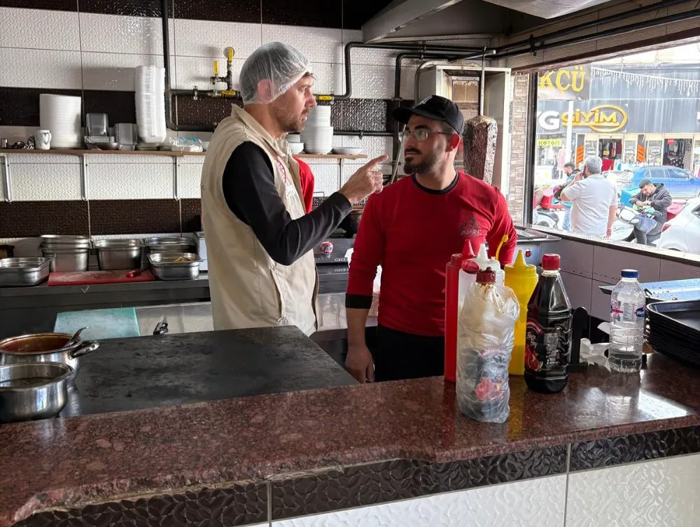 Kanatlı ve kırmızı et döner satışı yapılan işletmeler eş zamanlı denetlendi