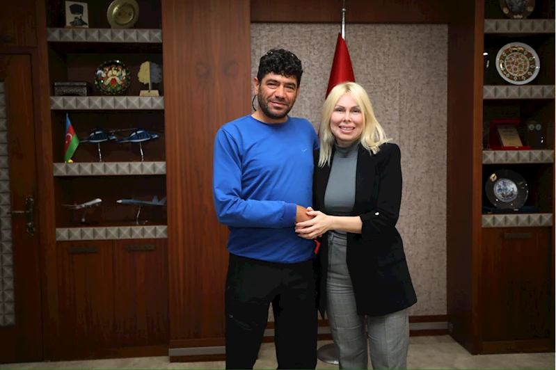 Rektör Özkan, Türkiye