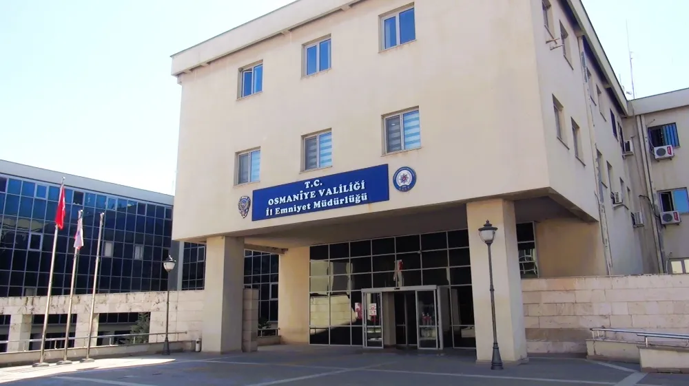 Annesini dövüp, boğarak öldüren şüpheli tutuklandı