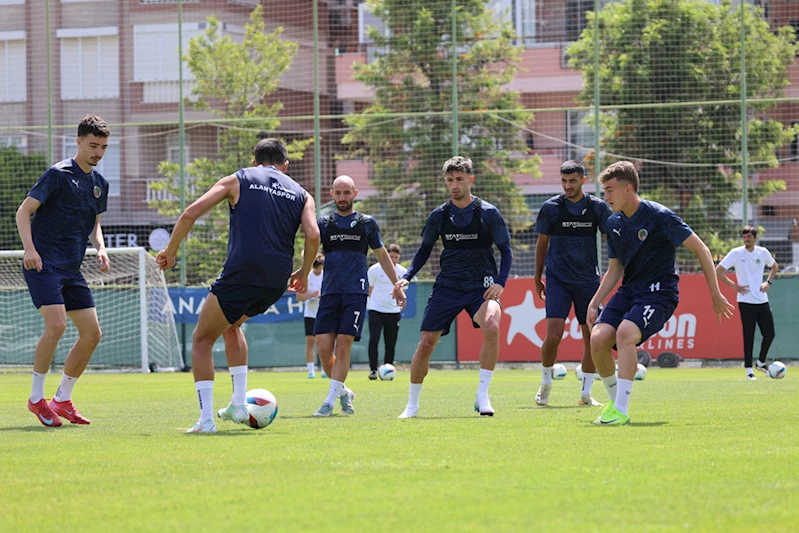 Alanyaspor, Beşiktaş maçının hazırlıklarını tamamladı