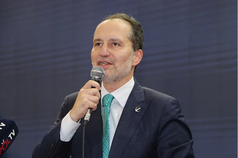 Yeniden Refah Partisi Genel Başkanı Erbakan, partisinin Kahramanmaraş Kongresi