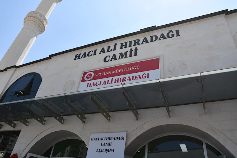 Adana’da hayırseverler tarafından yaptırılan cami ibadete açıldı