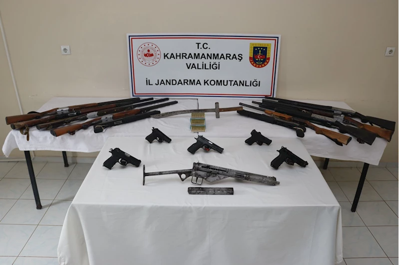 Kahramanmaraş merkezli kaçak silah operasyonunda yakalanan 13 zanlı tutuklandı