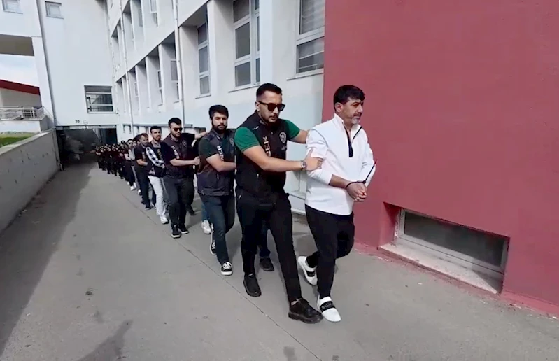 Adana merkezli yasa dışı bahis operasyonu kapsamında 15 zanlı tutuklandı
