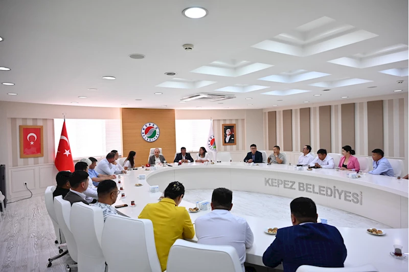 Moğol heyetinden Kepez Belediye Başkanı Kocagöz