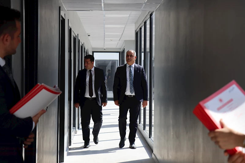 Hatay Adliyesinin çelik konstrüksiyonla tasarlanan ek hizmet binası açıldı 