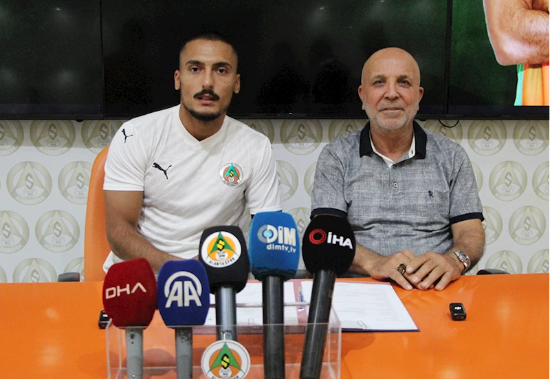Alanyaspor, İbrahim Kaya ile 4 yıllık sözleşme imzaladı