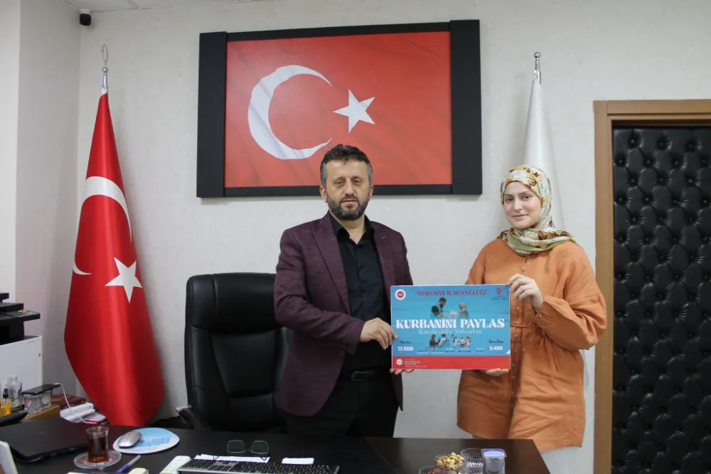 Osmaniyeli Hukuk Fakültesi öğrencisi, ödülünü Filistin’e bağışladı