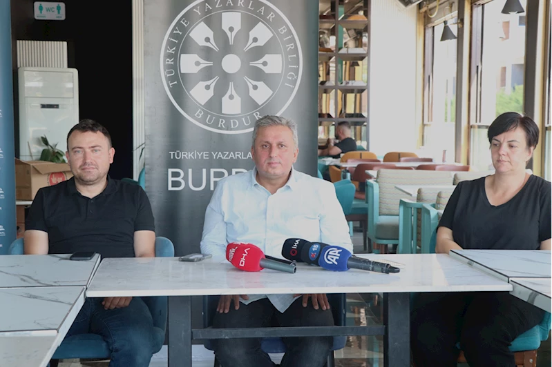 Türkiye Yazarlar Birliği Burdur temsilcisi Kılınç, tercih yapacak öğrencilere uyarılarda bulundu