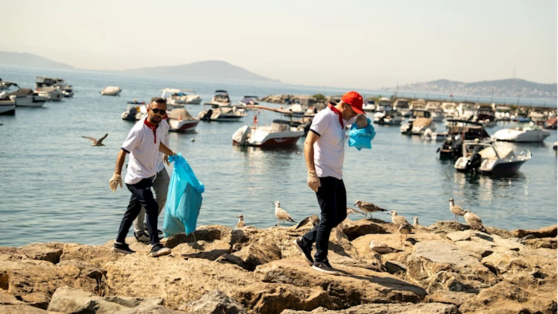 Aras Kargo çalışanları, Suadiye Sahili