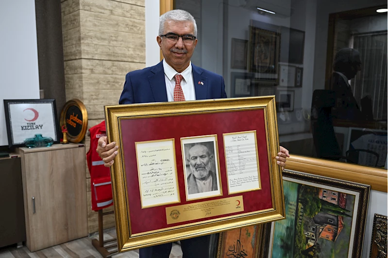 Filistin cephesinde İngilizlere esir düşen dedesinin mektubuna 107 yıl sonra kavuştu