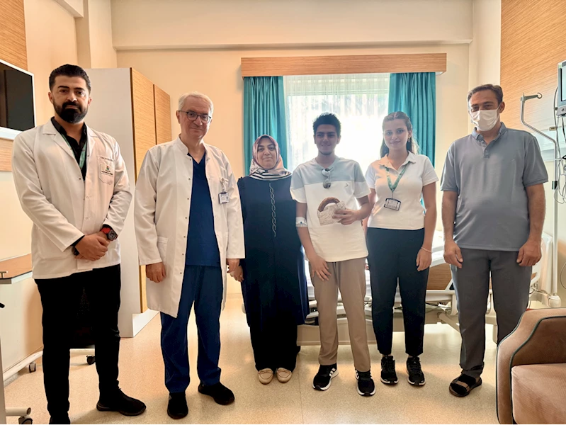 Hayata 8 yaşında veda eden çocuğun karaciğeri 14 yaşındaki Abdülkadir