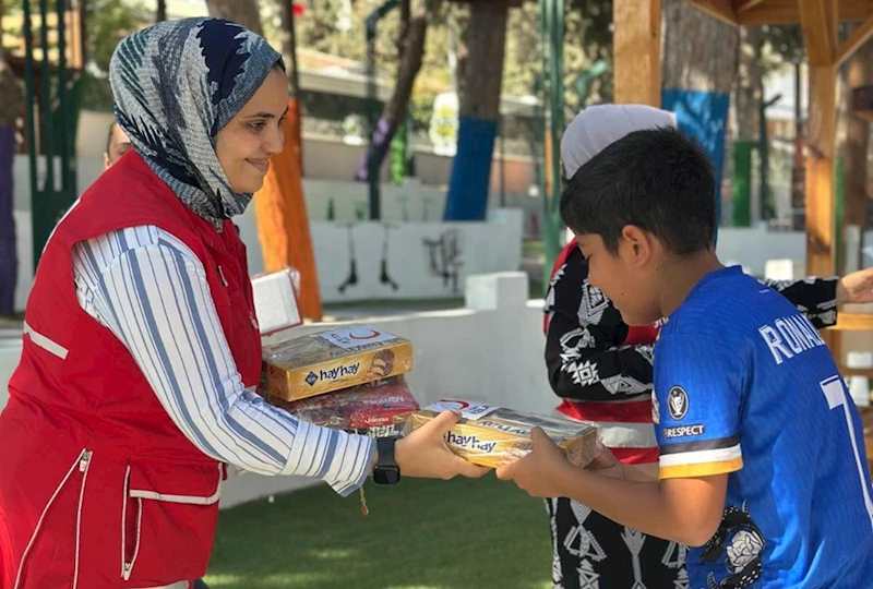 Türk Kızılay Hatay Şubesi afetzede çocuklara moral etkinliği düzenledi