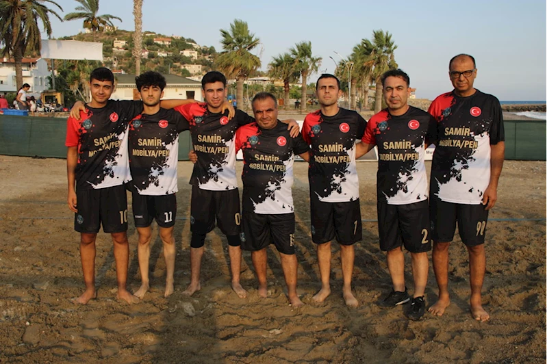 Bozyazı’da plaj voleybolu turnuvası başladı