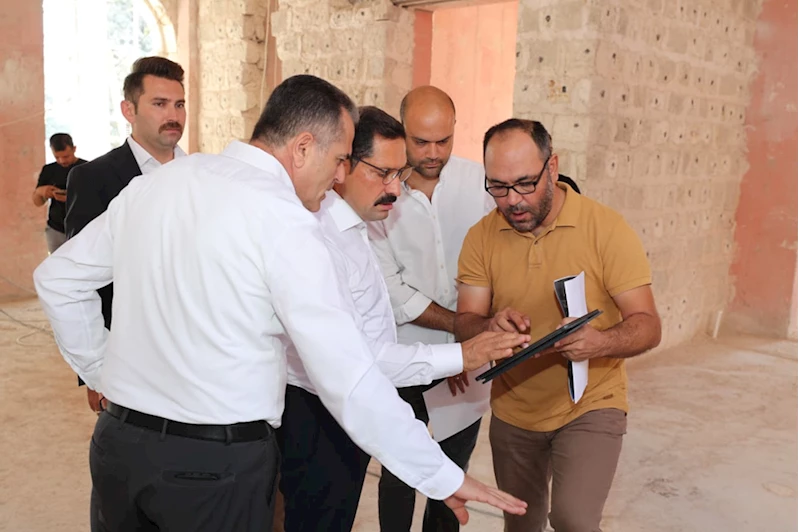 Hatay Valisi Masatlı, restorasyonu süren tarihi yapıları inceledi